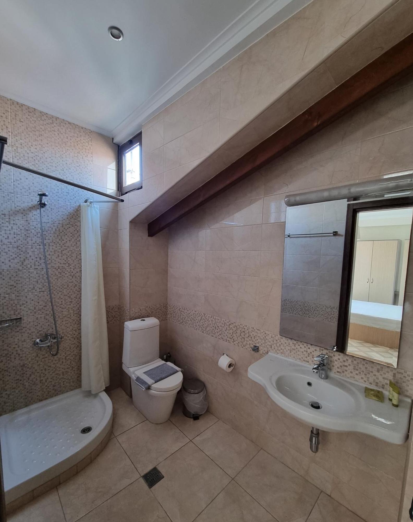 Sissy'S Boutique Apartments Paralia Katerinis Ngoại thất bức ảnh